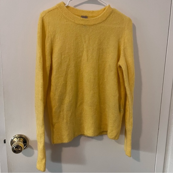 H&M Women’s Yellow Sweater Acrylic Alpaca Wool Crewneck Pullover Medium - Picture 3 of 12